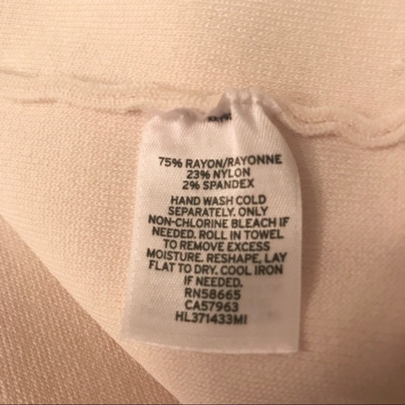 Gorgeous Statement Sleeve Sweatshirt Trouve! NWOT - Picture 2 of 7